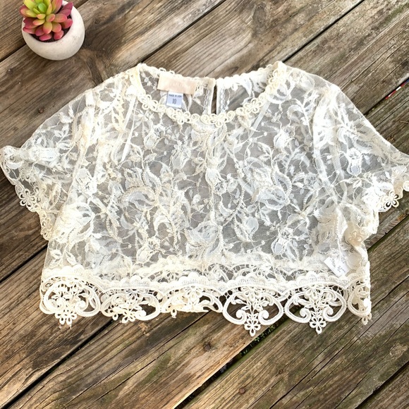 Scott McClintock Tops - Scott McClintock Ivory Lace Top Shrug Size 10